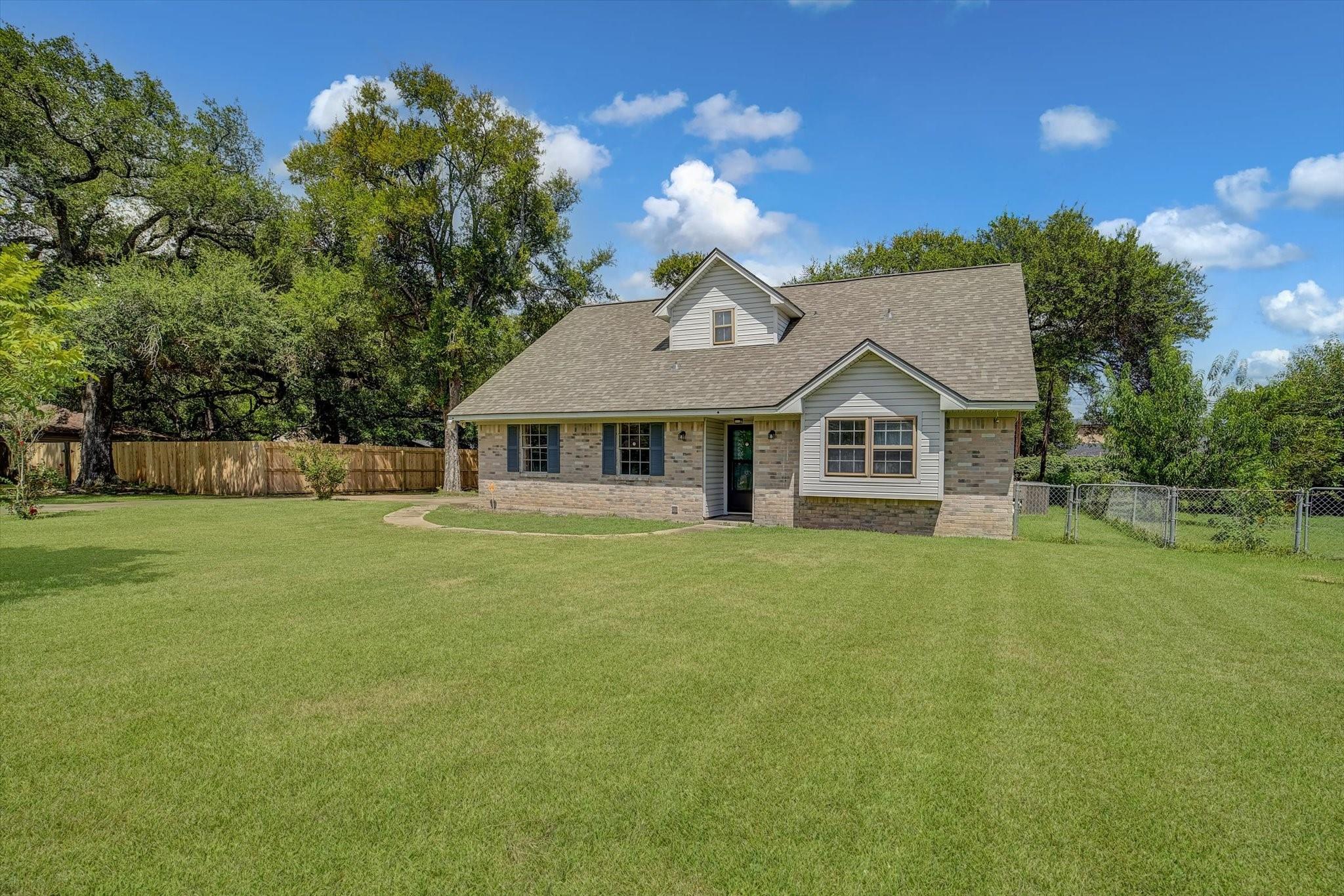 110 Mockingbird Lane