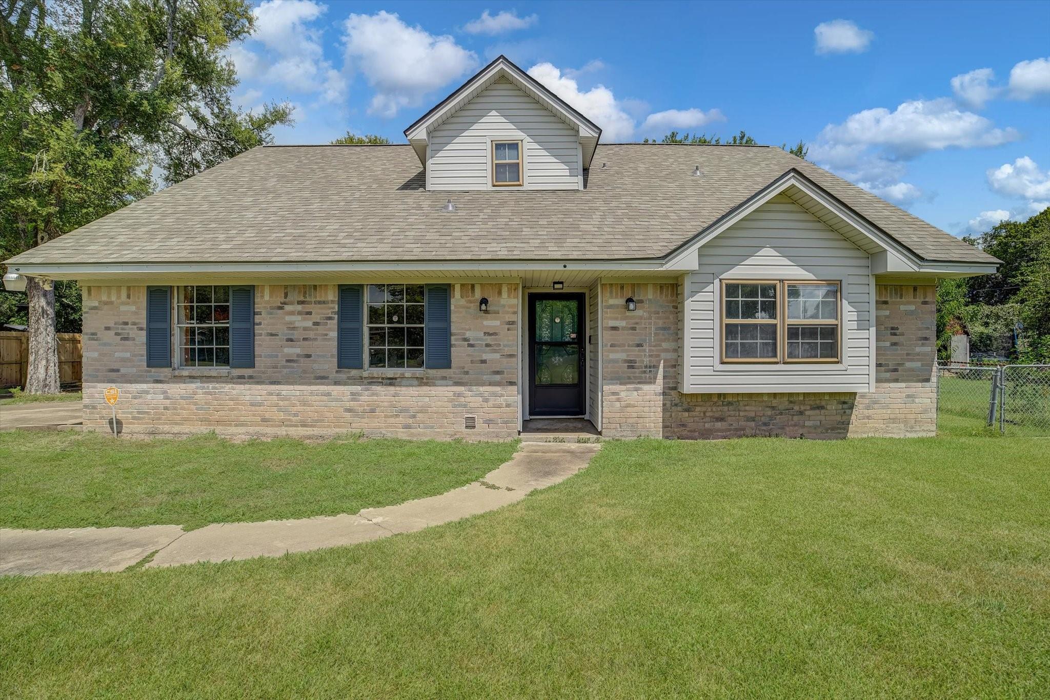 110 Mockingbird Lane