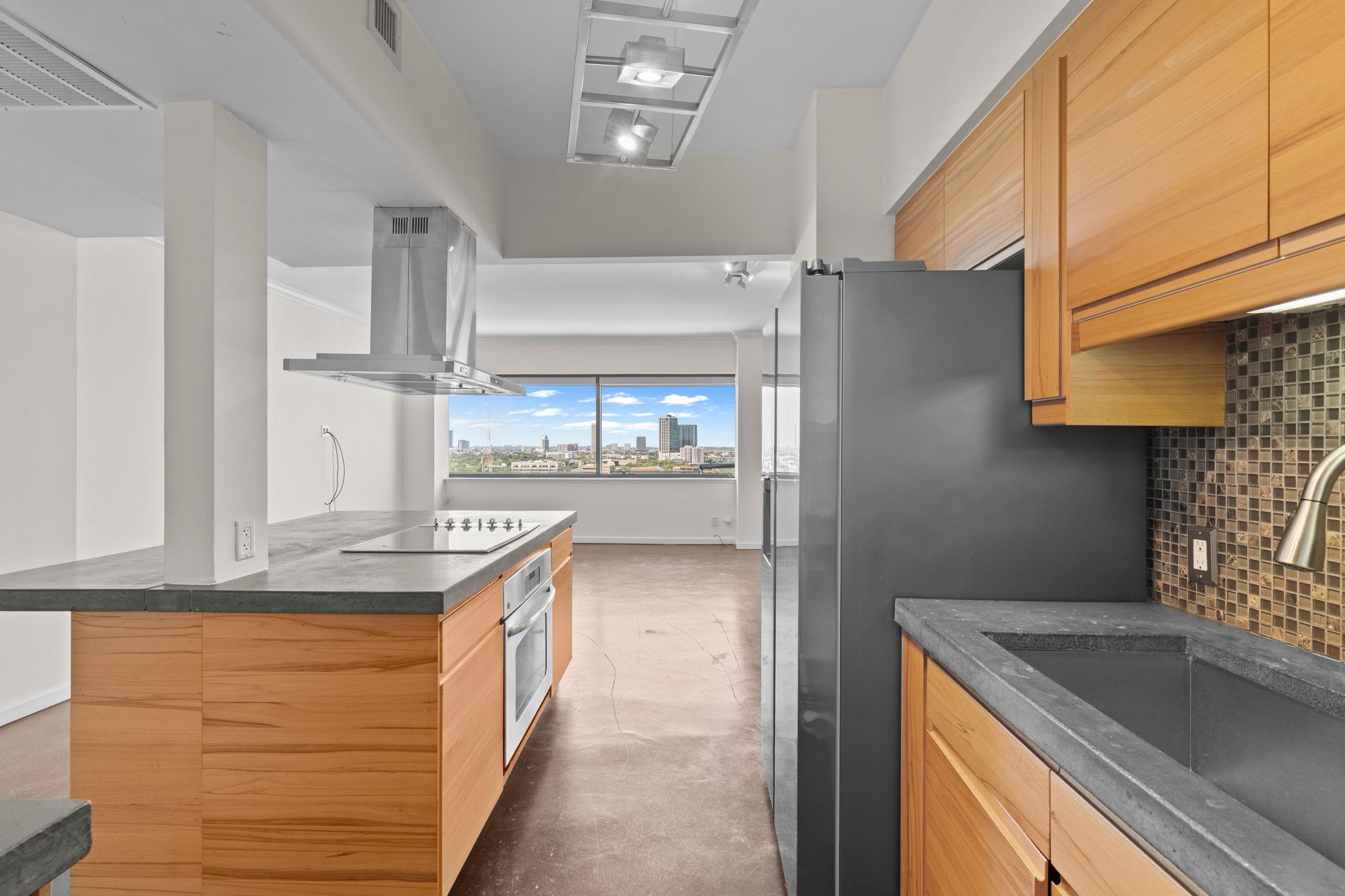 5000 Montrose Boulevard 16B