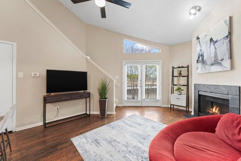 Photo of 10855 Meadowglen Lane #729, Houston, TX 77042 (MLS # 60387006)