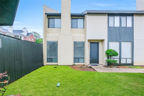 Photo of 1112 Bering Drive #64, Houston, TX 77057 (MLS # 43585851)