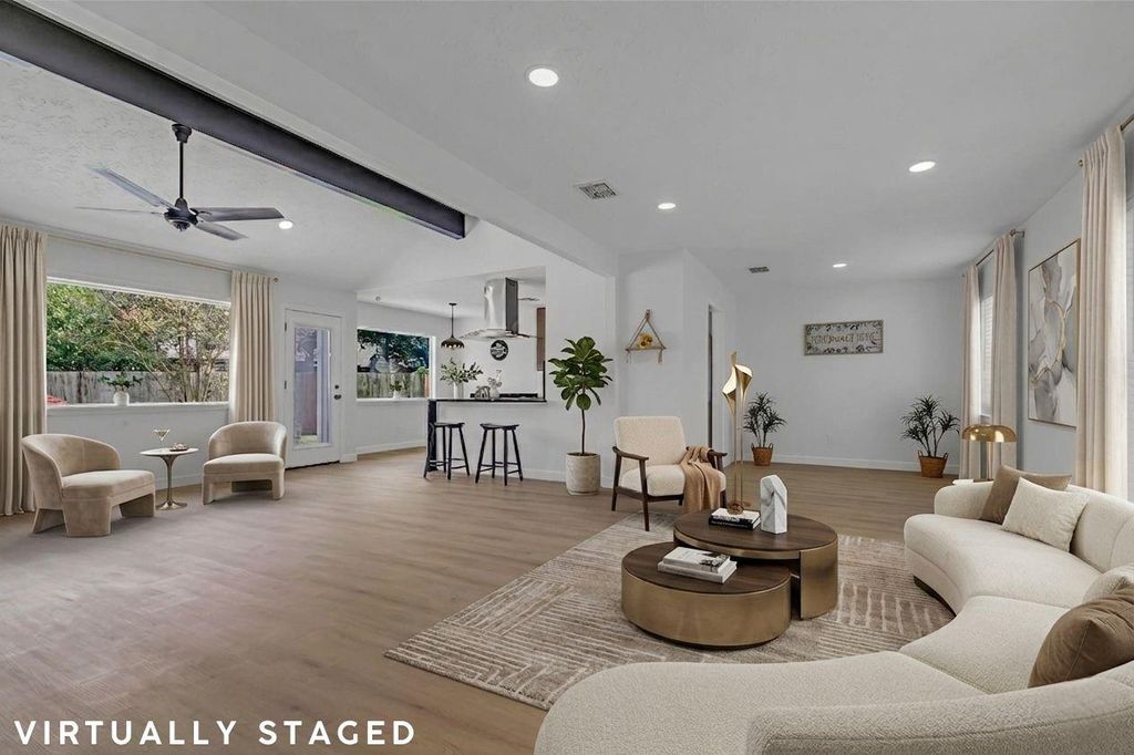 Photo of 9607 Kemp Forest Drive, Houston, TX 77080 (MLS # 53176005)