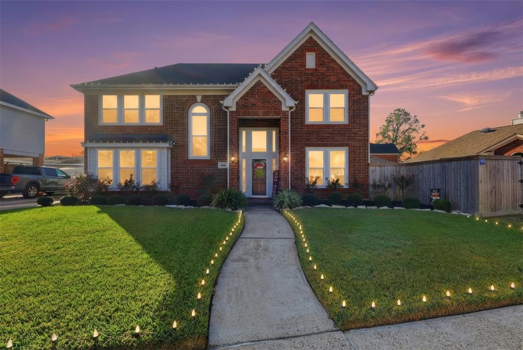 Photo of 1606 Cherokee Street, Deer Park, TX 77536 (MLS # 11859952)