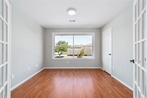 Tiny photo for 457 Corridor Way, Stafford, TX 77477 (MLS # 31231172)