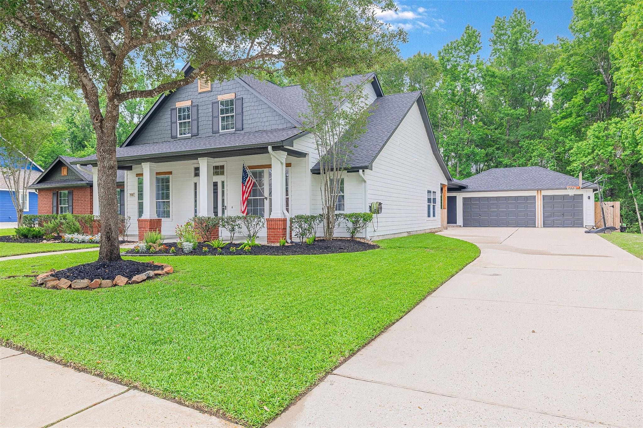2106 Tessie Cove Lane