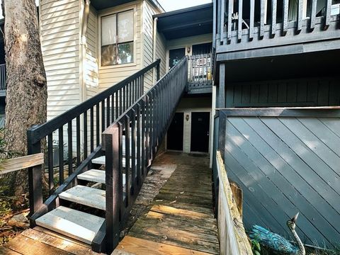 Photo of 9009 Richmond Avenue #616, Houston, TX 77063 (MLS # 93430215)