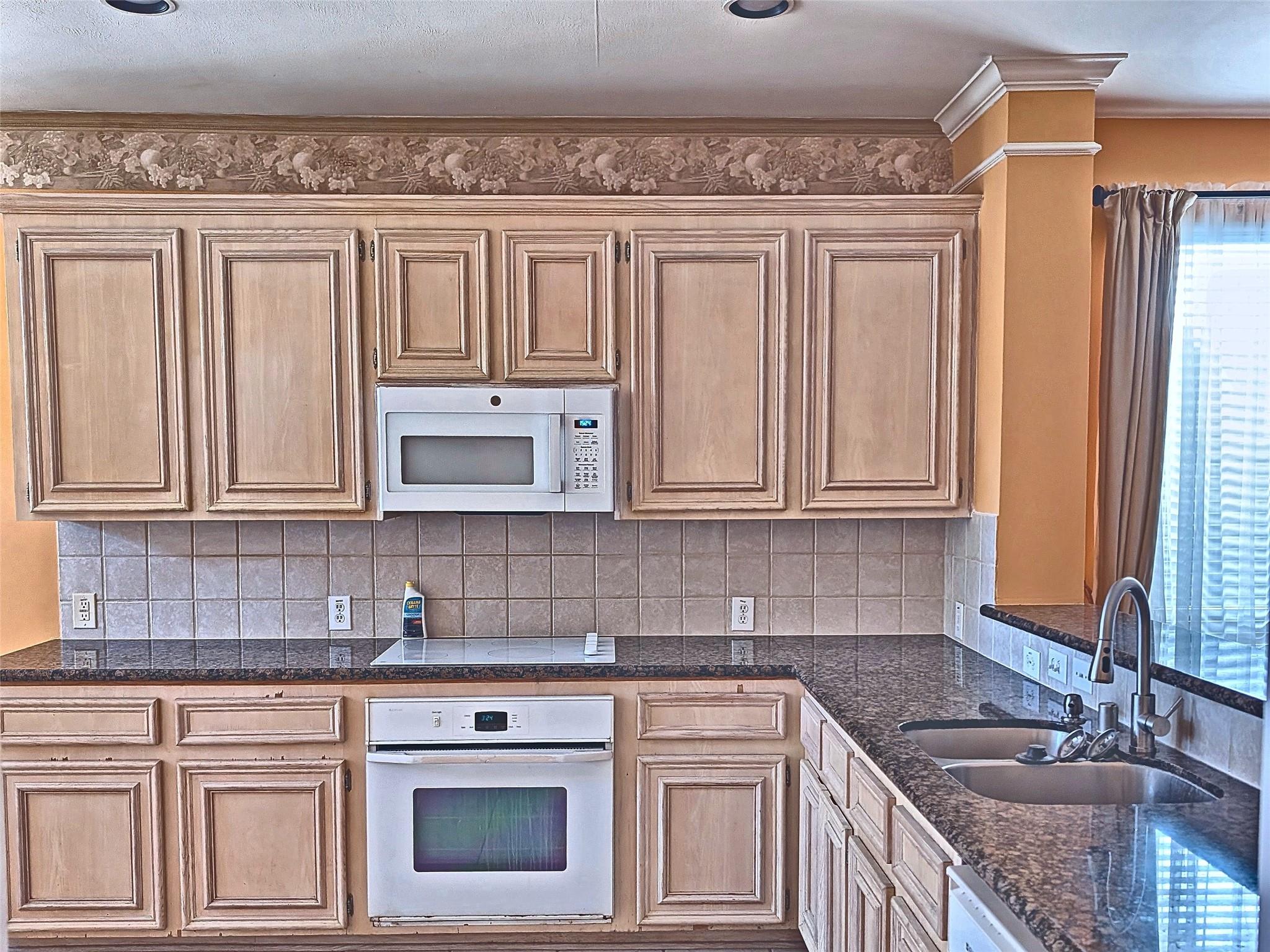 4023 Creek Ridge Lane
