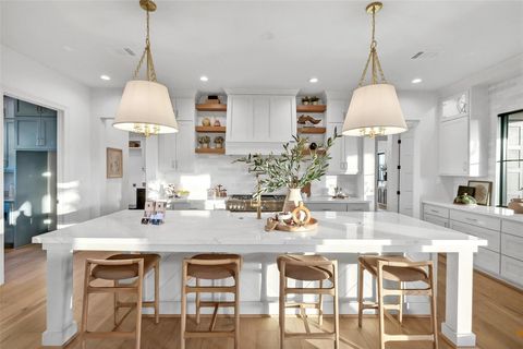 Vacant Land For Sale - 202 Astoria Avenue<br/> Round Top, TX 78954