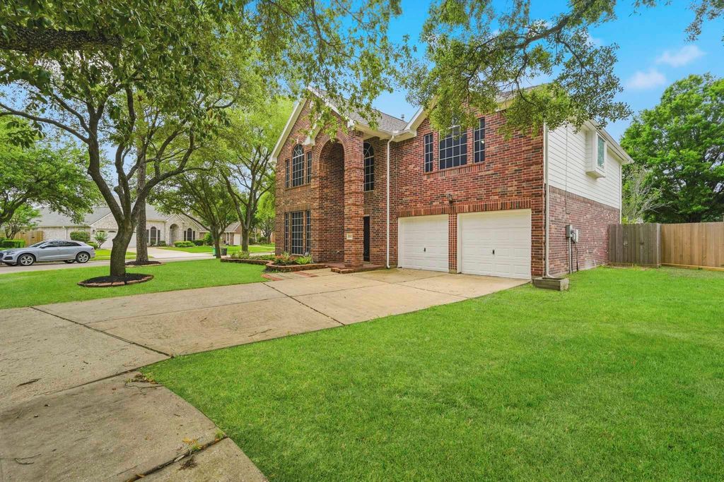 Photo of 16503 Shady Canyon Court, Houston, TX 77095 (MLS # 44692241)
