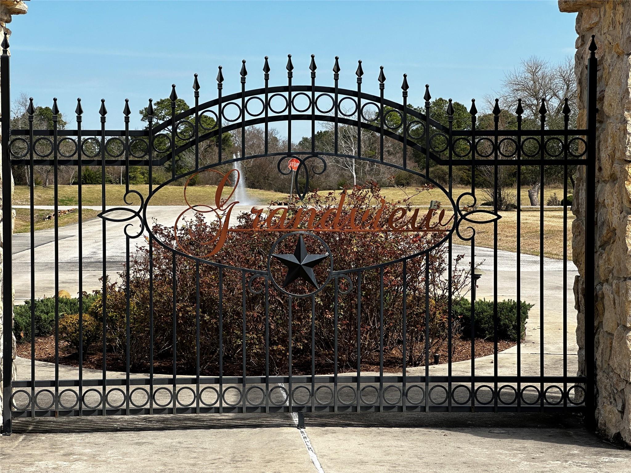 19150 Grandview Point
