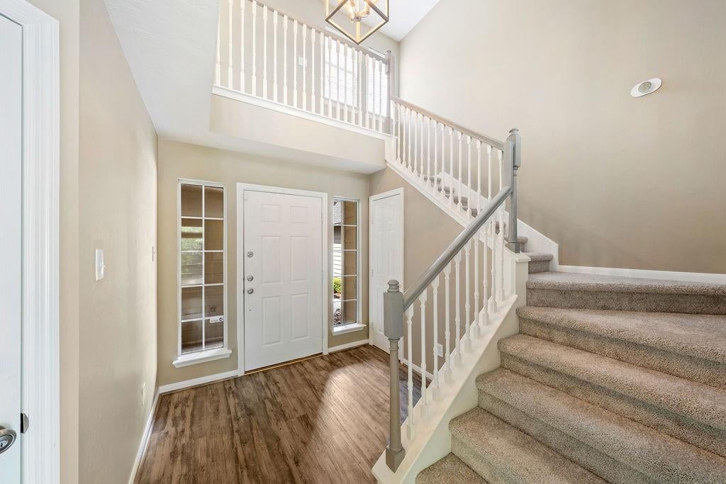 86 N Valley Oaks Circle