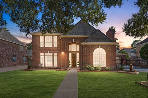 Photo of 3303 Amber Forest Drive, Houston, TX 77068 (MLS # 74251867)