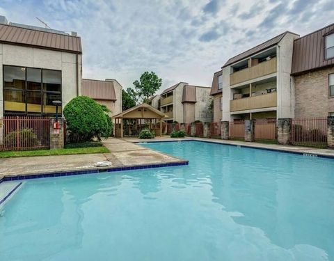 Photo of 8423 Hearth Drive #3, Houston, TX 77054 (MLS # 47265594)