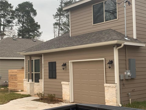 Photo of 905 Chickasaw Drive, Conroe, TX 77316 (MLS # 53683517)