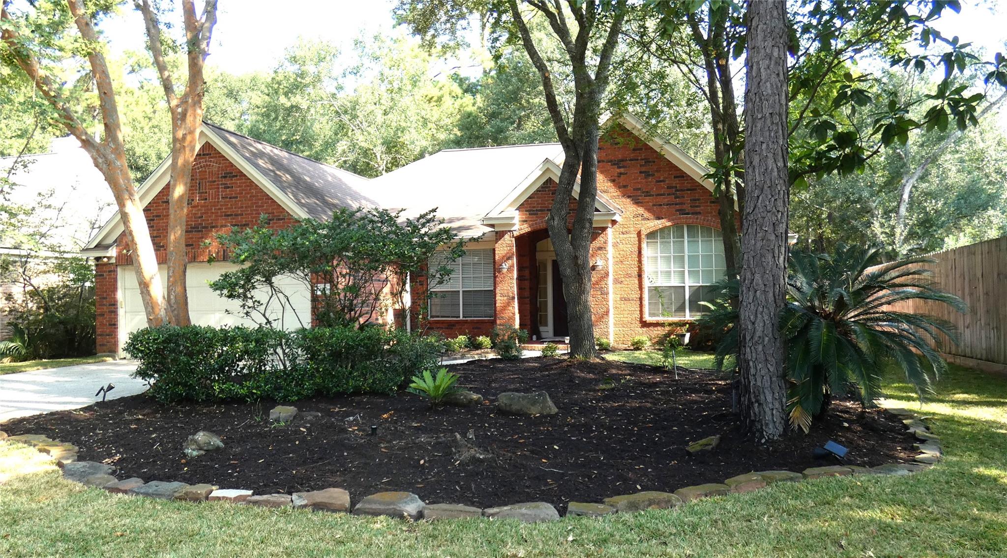 123 N Acacia Park Circle