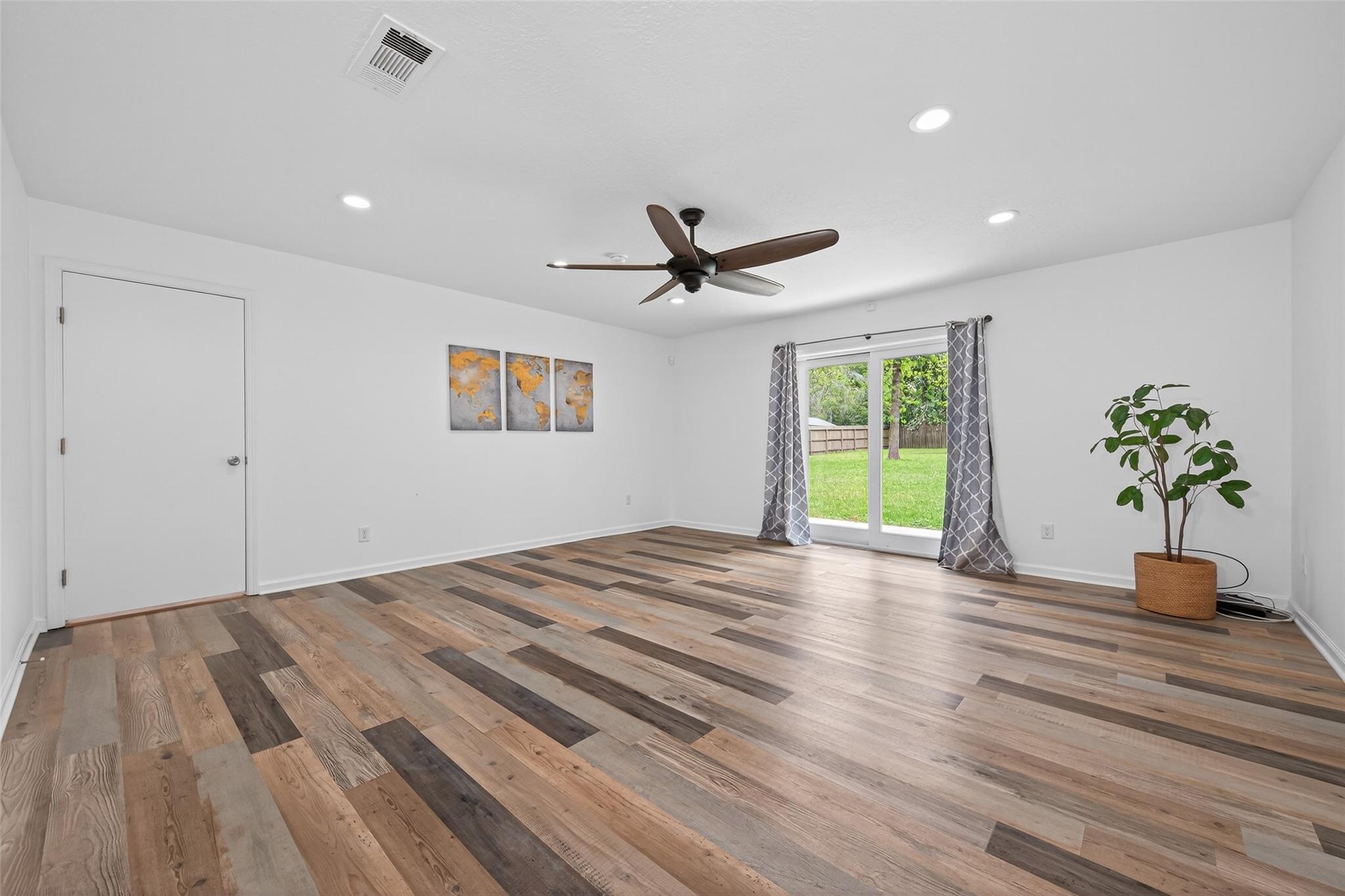 10720 Royal Forest Drive