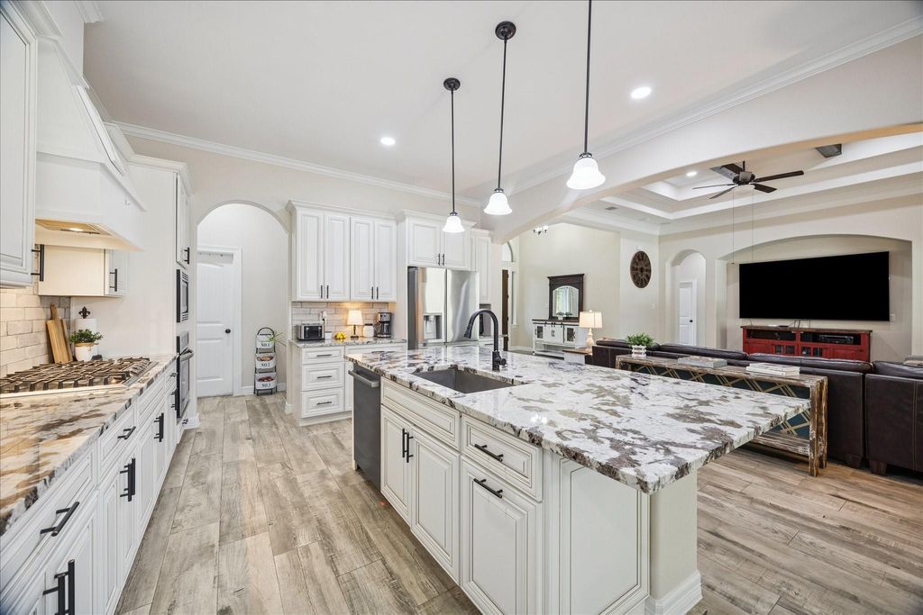 Photo of 902 Douglas Fir Dr Dr, Magnolia, TX 77354 (MLS # 72460364)