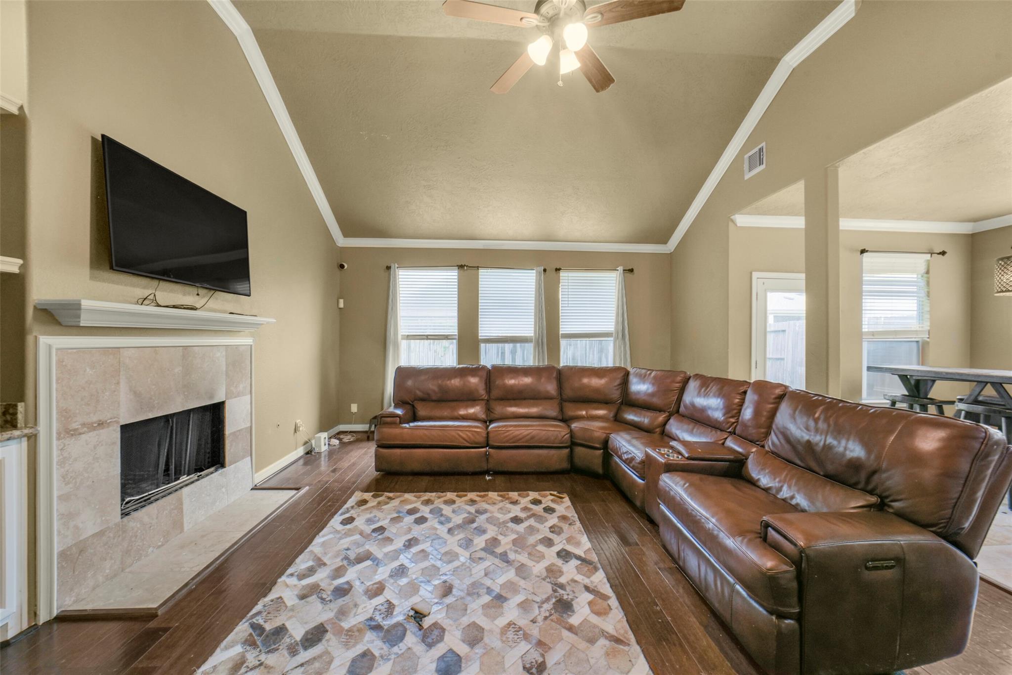 3755 Lauderwood Lane