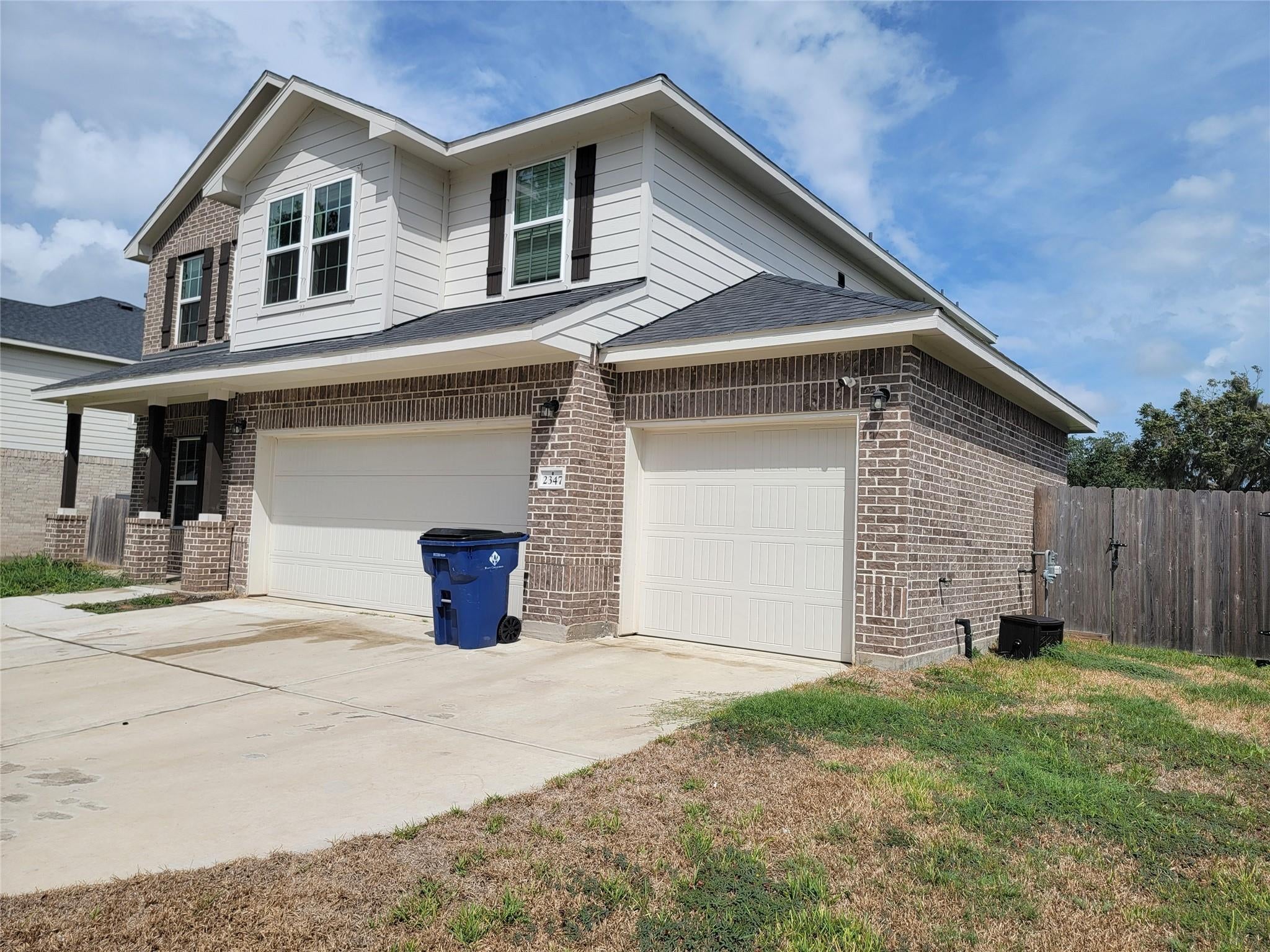 2347 Ridgewood Drive