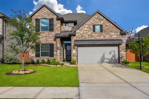 Photo of 7322 Perching Hawk Trail, Katy, TX 77493 (MLS # 93870381)