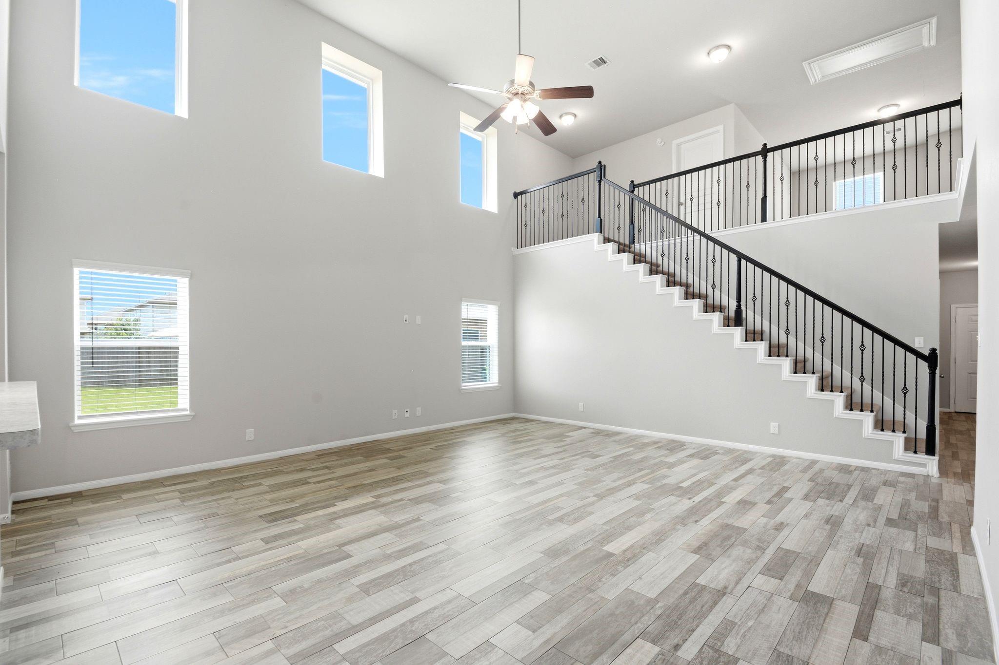 16203 Centennial Light Drive