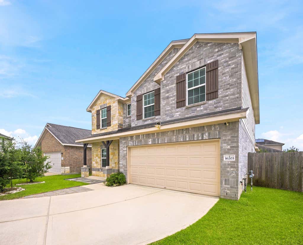 Photo of 16203 Centennial Light Drive, Hockley, TX 77447 (MLS # 8907432)