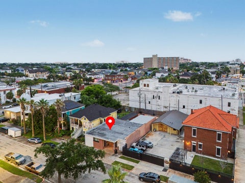 Photo of 2219 Sealy Street, Galveston, TX 77550 (MLS # 46908686)