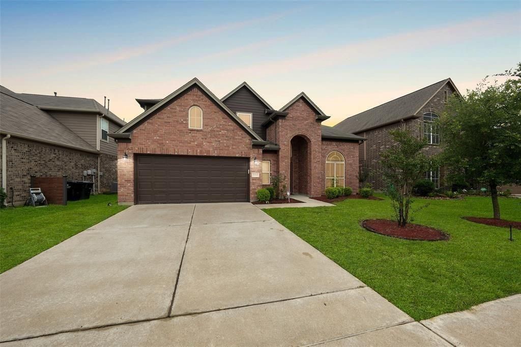 Photo of 3314 Tall Sycamore Trail Trail, Katy, TX 77493 (MLS # 23651177)