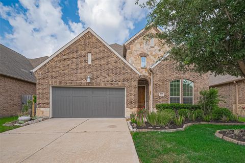 Photo of 2112 Arrowood Glen Drive, Houston, TX 77077 (MLS # 83935703)