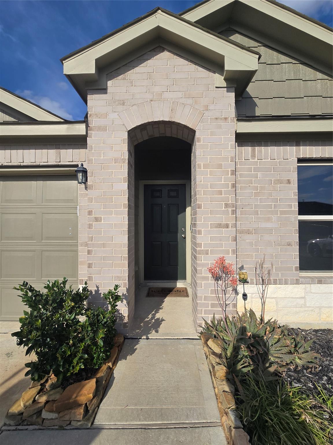 154 Bellewood Manor Drive