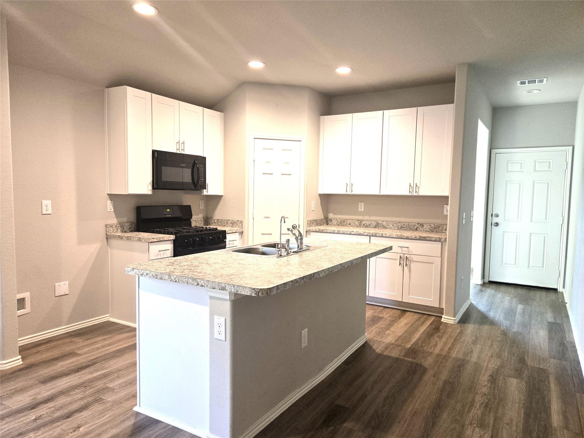 154 Bellewood Manor Drive