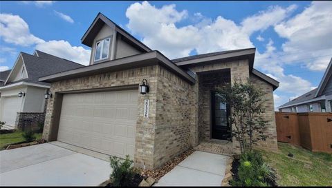 Photo of 27326 Sweetwater Bay Drive, Katy, TX 77493 (MLS # 70037447)