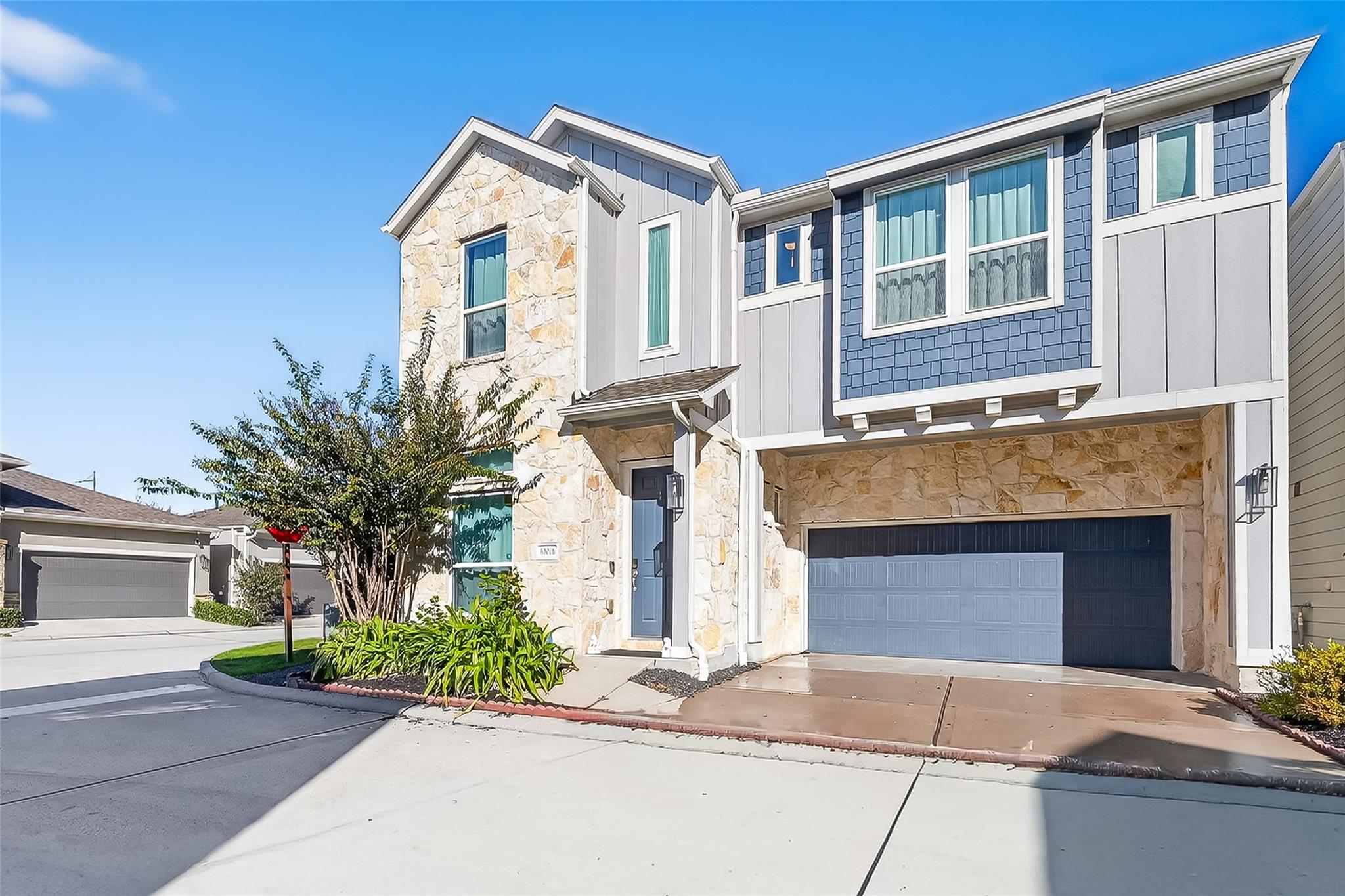 10016 Steeple Farms Drive