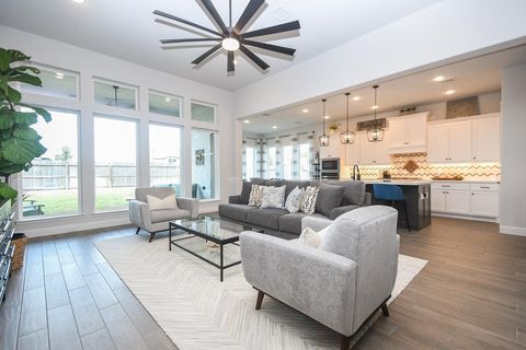 Photo of 30314 Brook Point Court Court, Fulshear, TX 77441 (MLS # 60321489)