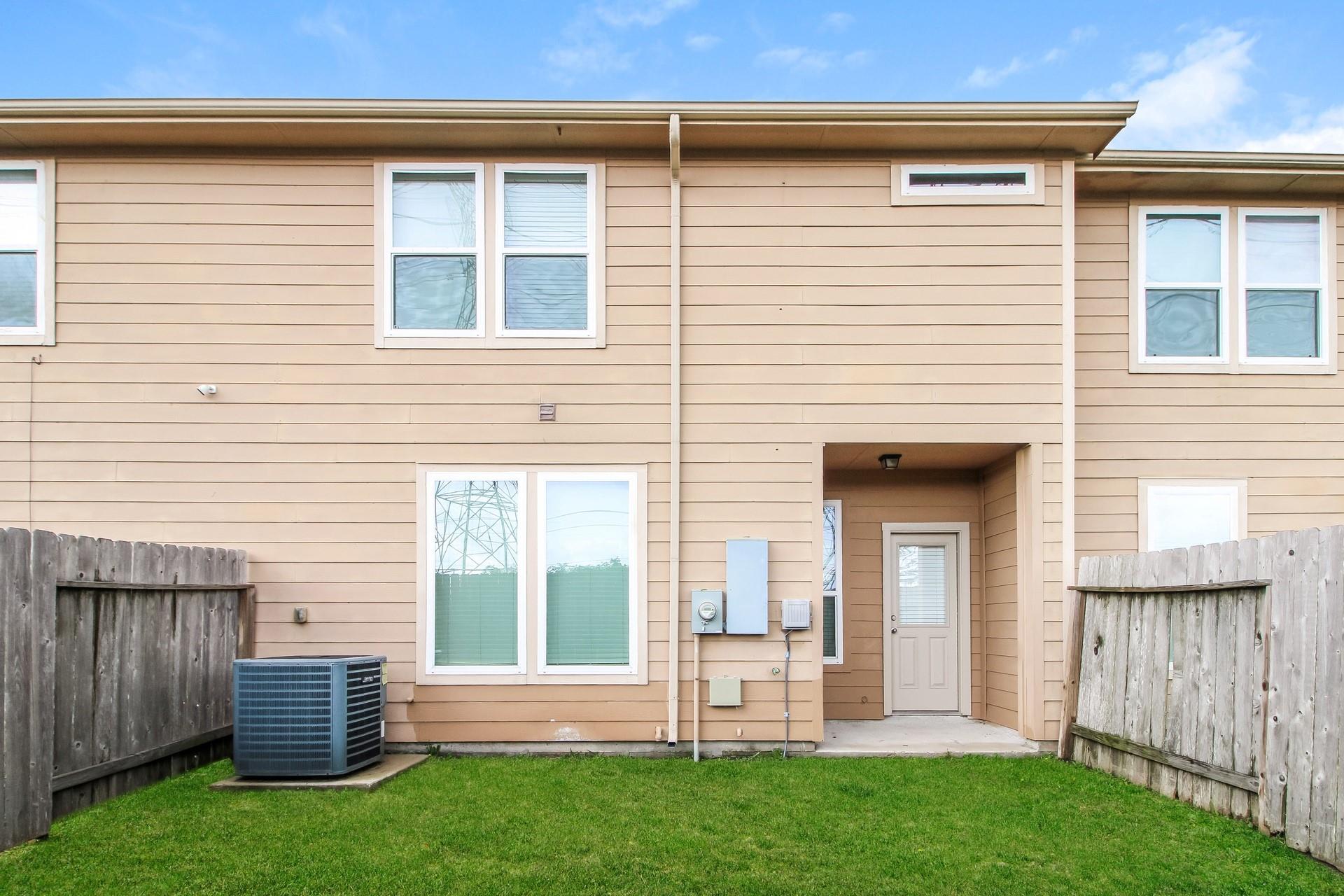 3918 Calgary Circle