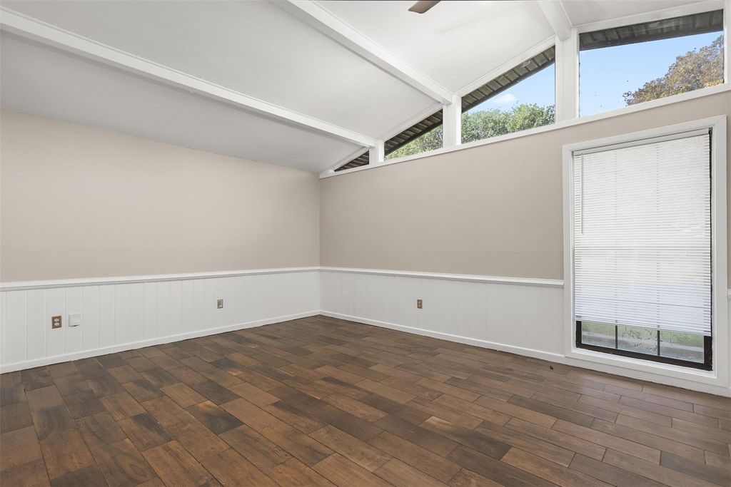 Photo of 2021 14th Avenue N, Texas City, TX 77590 (MLS # 4516223)