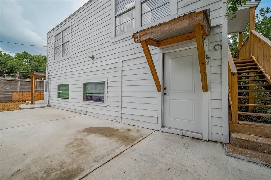 Photo of 1511 Scharpe Street #4, Houston, TX 77023 (MLS # 60314535)