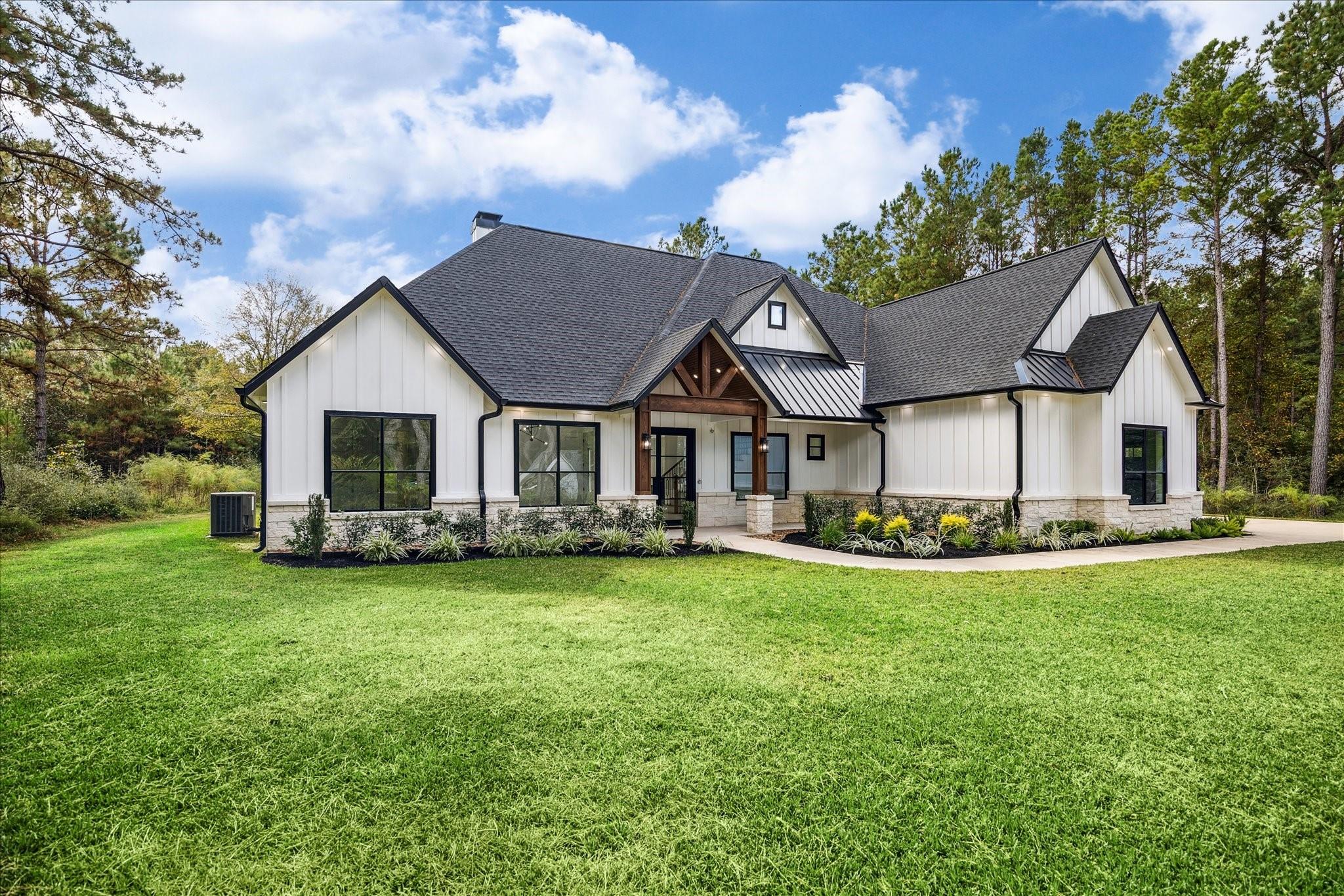 26500 Maverick Lane