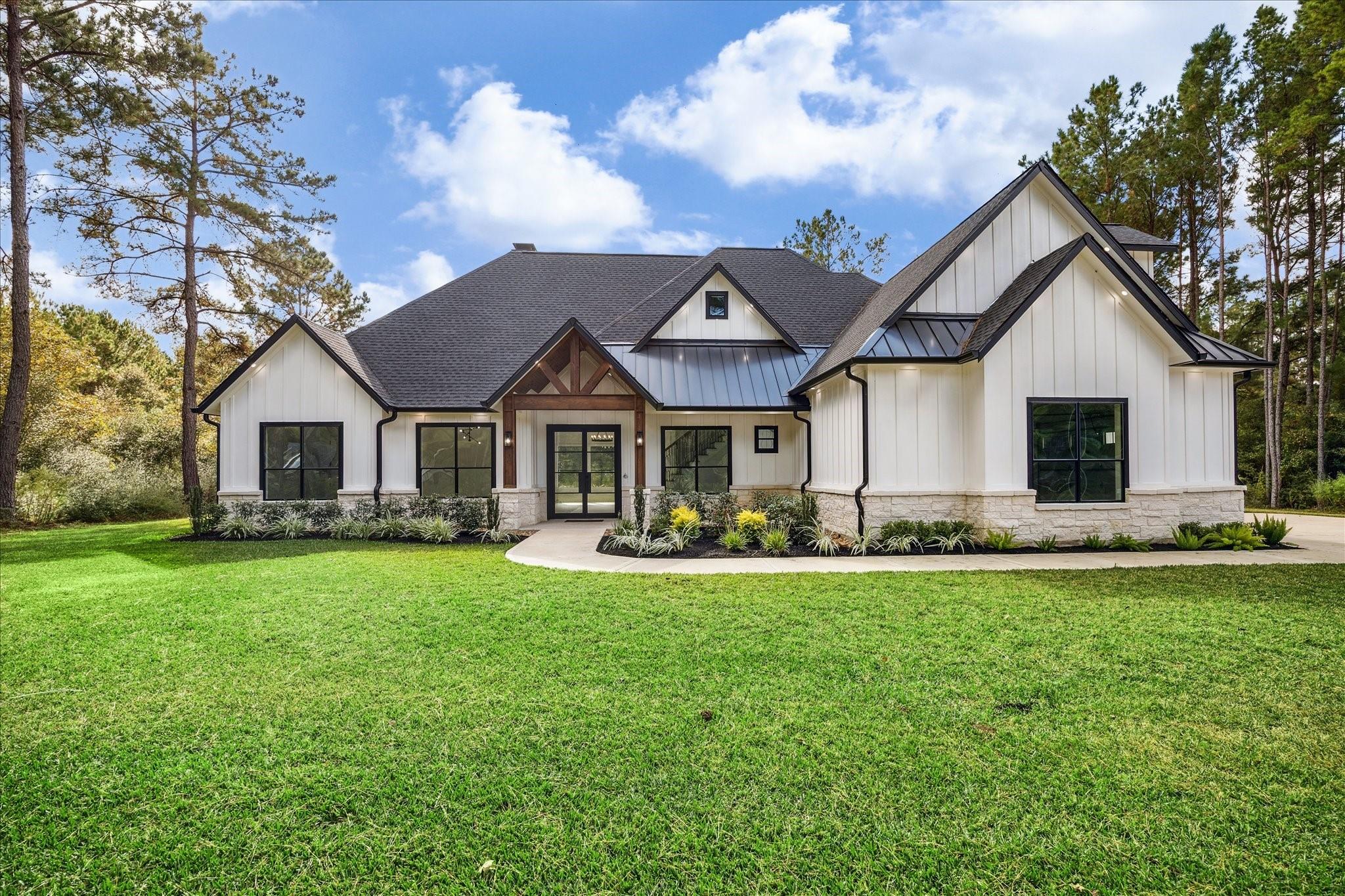 26500 Maverick Lane