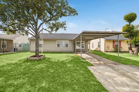 Homes For Rent - 434 Meters Street<br/> Houston, TX 77020