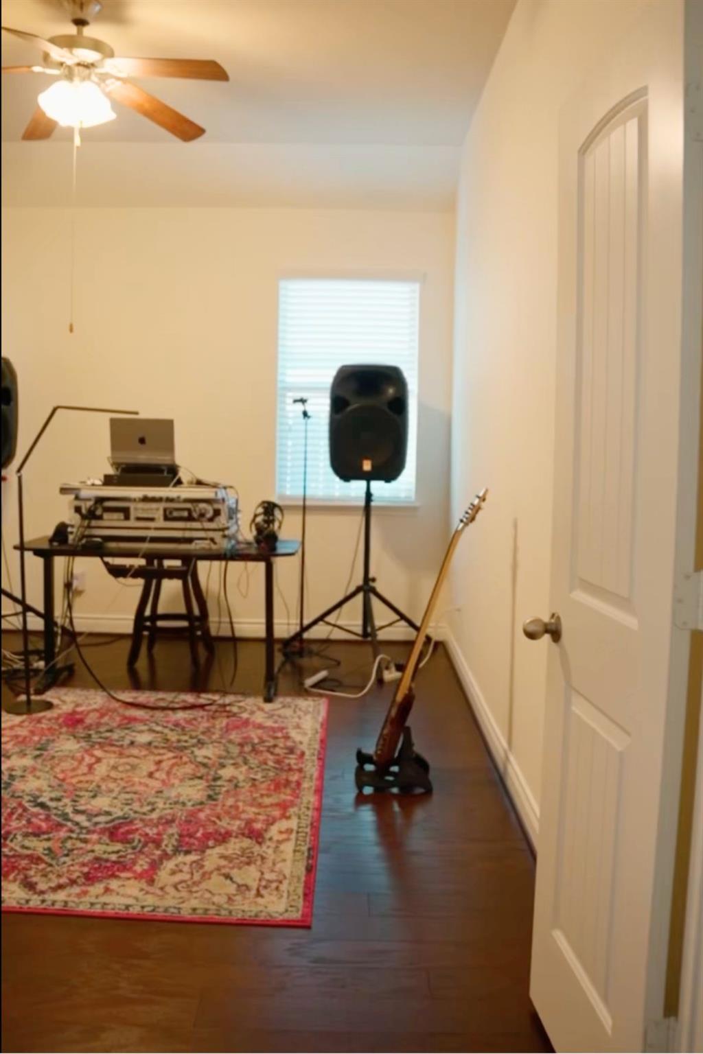 2872 Lombardia Drive