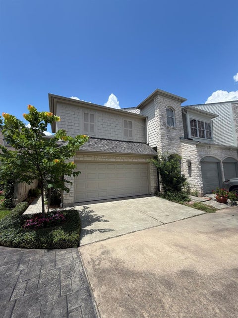 Photo of 1315 Whispering Pines Drive, Houston, TX 77055 (MLS # 52626315)