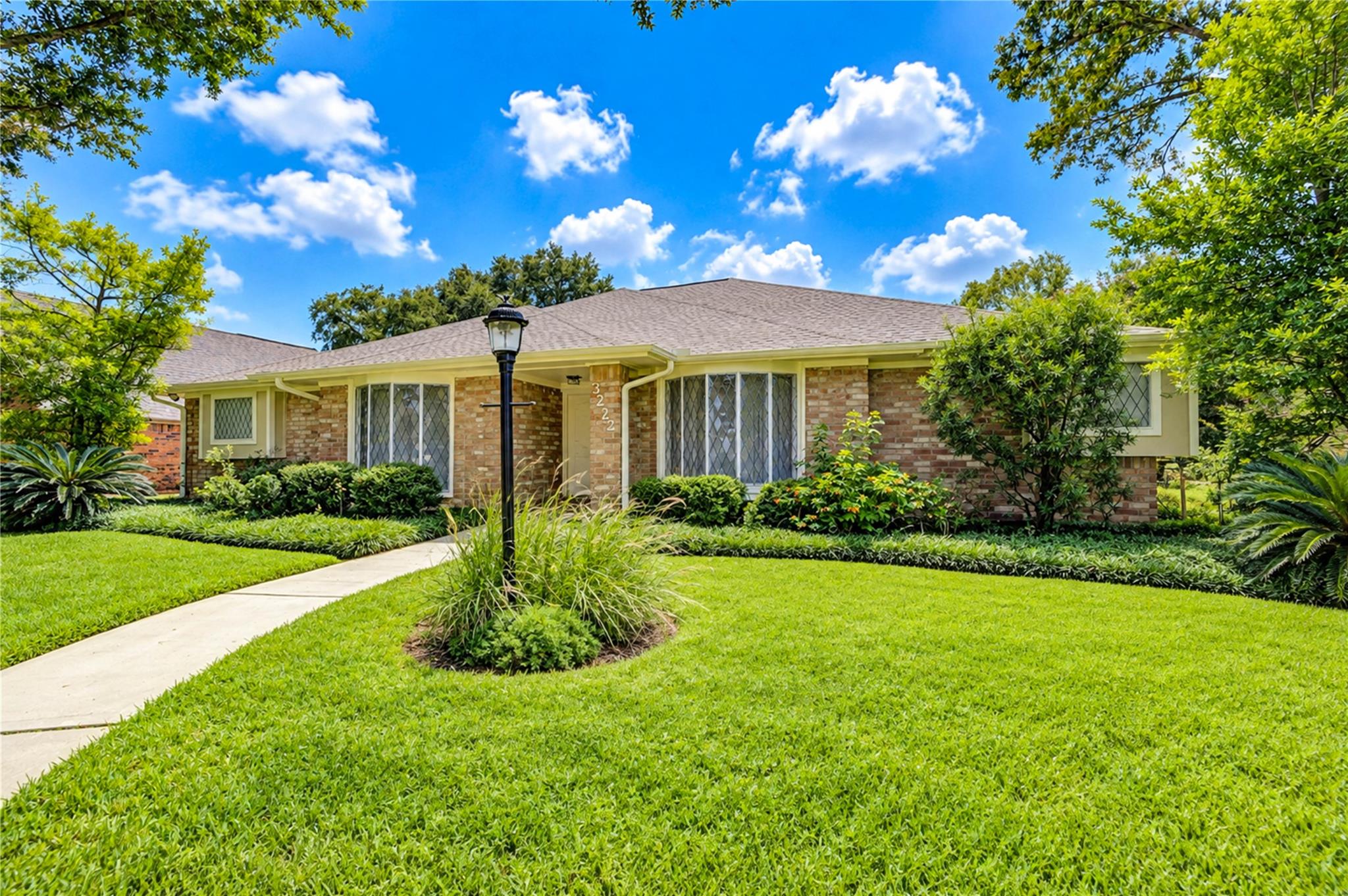 3222 La Quinta Drive
