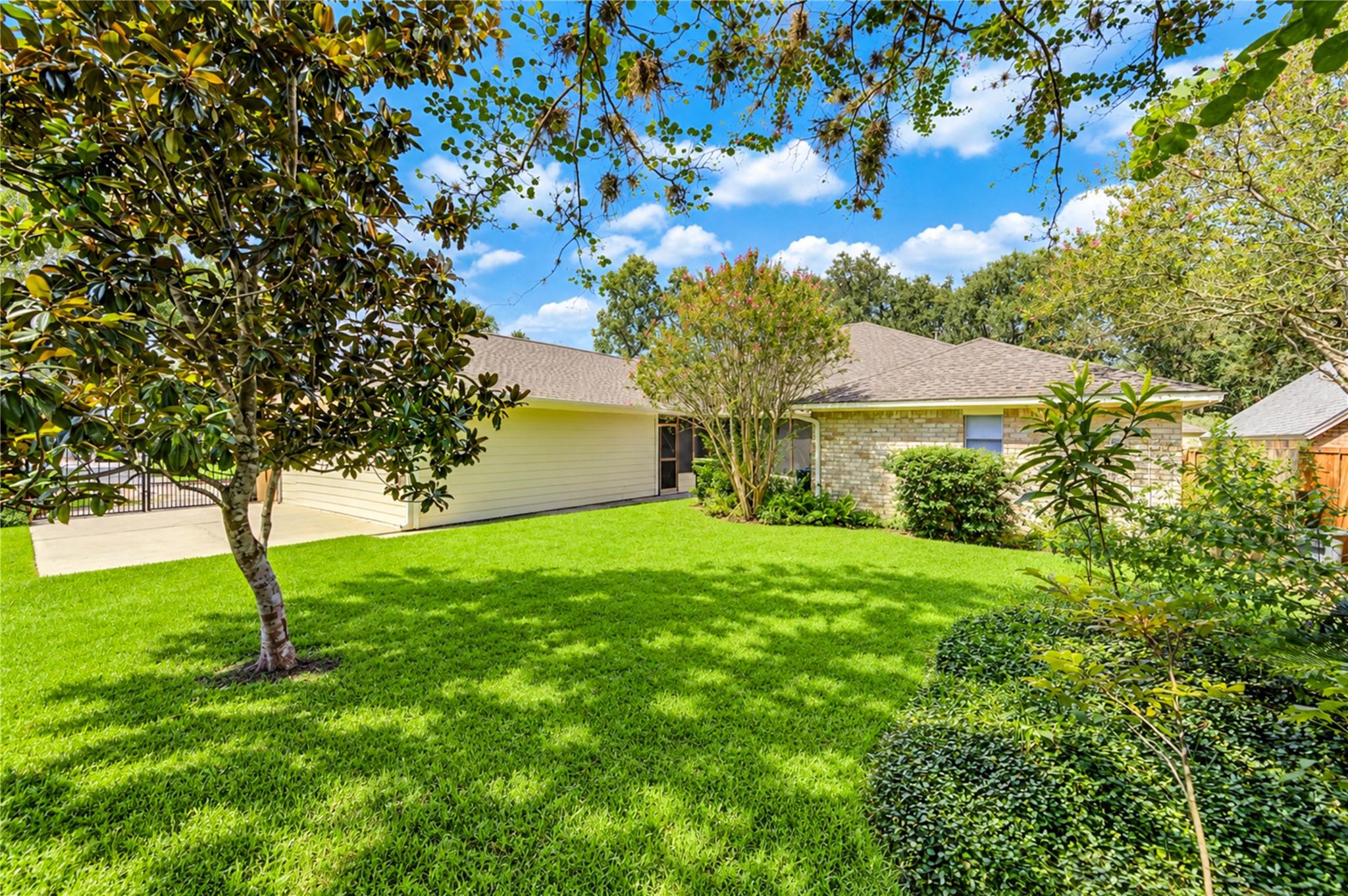 3222 La Quinta Drive