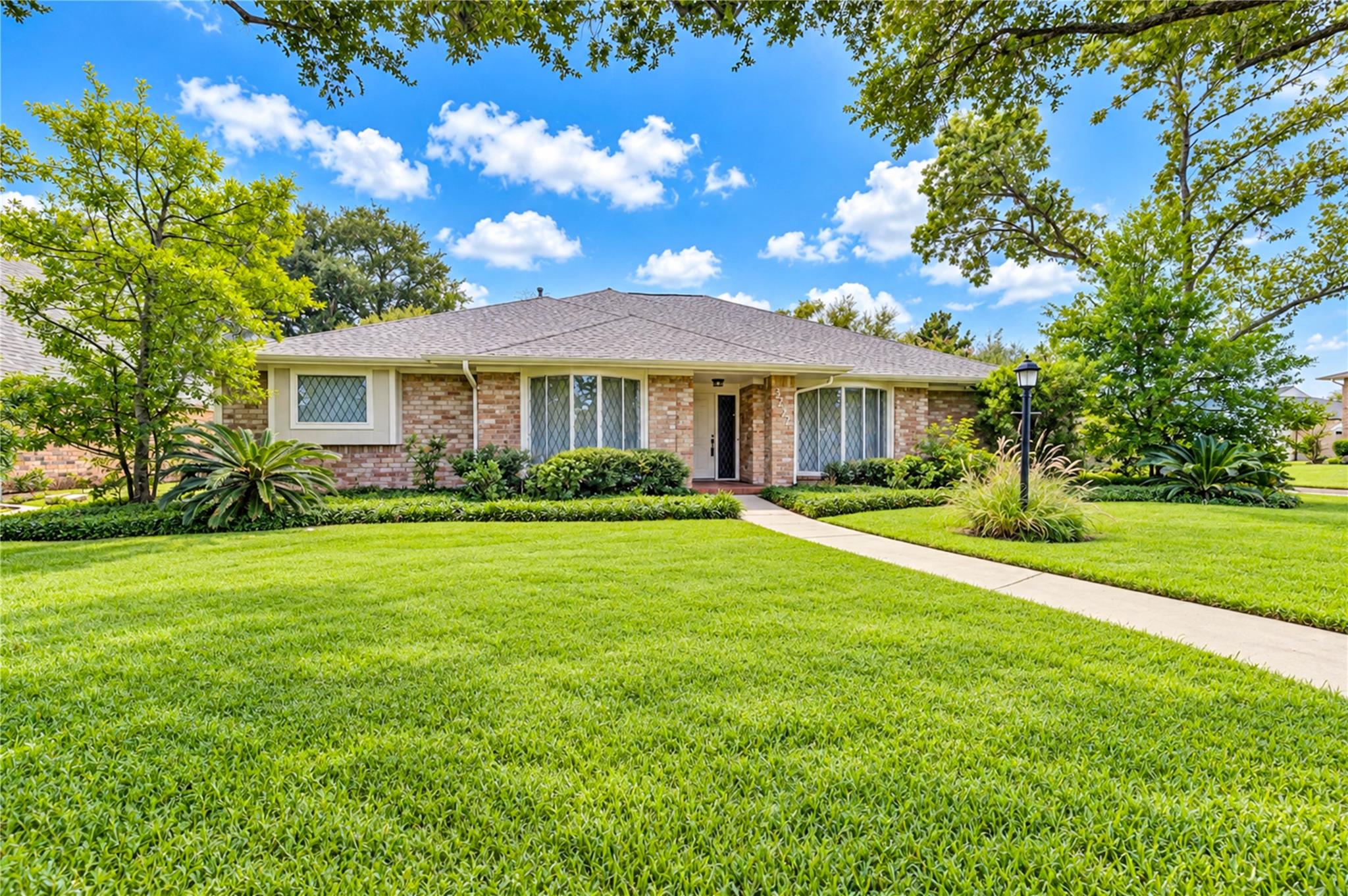 3222 La Quinta Drive