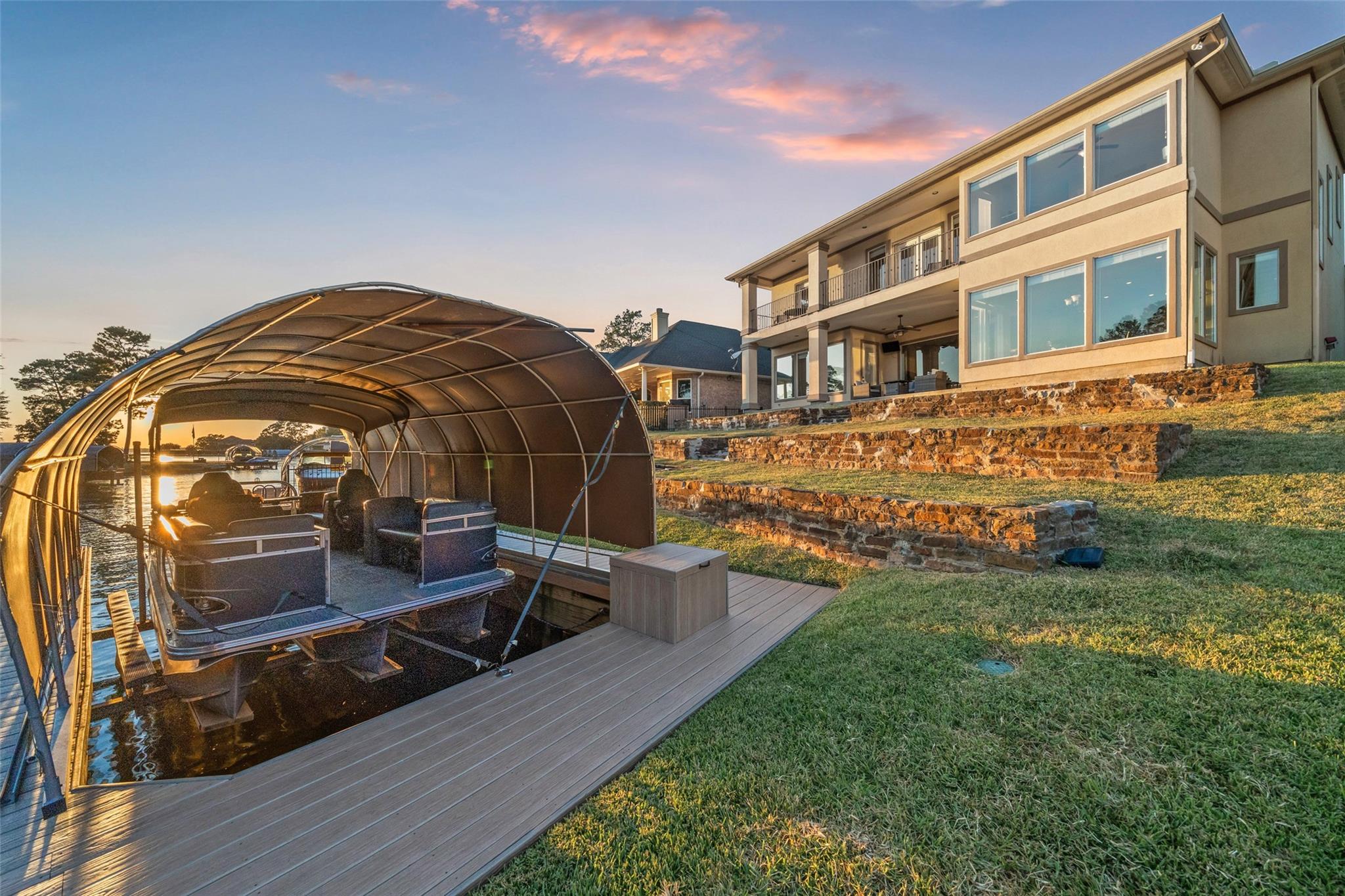 12323 Longmire Cove