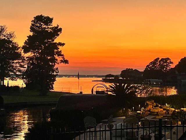 12323 Longmire Cove