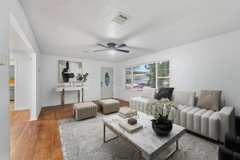 Photo of 11301 O Donnell Drive, Houston, TX 77076 (MLS # 35007476)