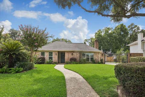 Photo of 3019 Triway Lane, Houston, TX 77043 (MLS # 39339269)