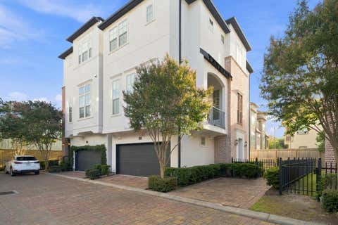 Photo of 2705 Arabelle Grove, Houston, TX 77007 (MLS # 37395347)